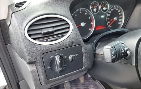 Ford Focus II рестайлинг, 2007 год, 425 000 рублей, 12 фотография