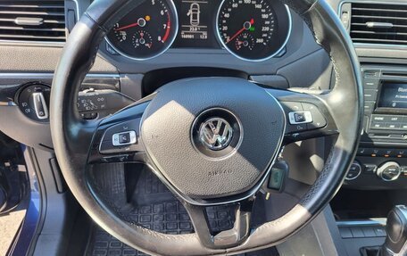 Volkswagen Jetta VI, 2016 год, 1 450 000 рублей, 13 фотография