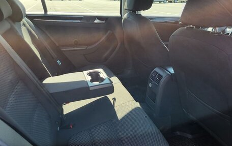 Volkswagen Jetta VI, 2016 год, 1 450 000 рублей, 27 фотография