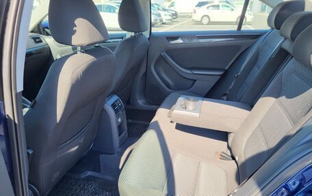 Volkswagen Jetta VI, 2016 год, 1 450 000 рублей, 22 фотография