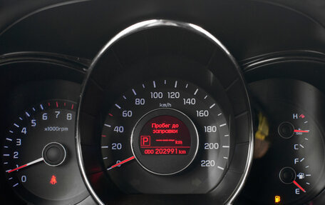KIA Rio III рестайлинг, 2013 год, 890 000 рублей, 12 фотография