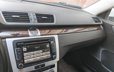 Volkswagen Passat B7, 2013 год, 1 420 000 рублей, 14 фотография