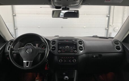 Volkswagen Tiguan I, 2011 год, 1 349 000 рублей, 10 фотография