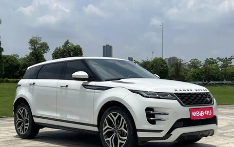 Land Rover Range Rover Evoque II, 2022 год, 2 860 000 рублей, 3 фотография