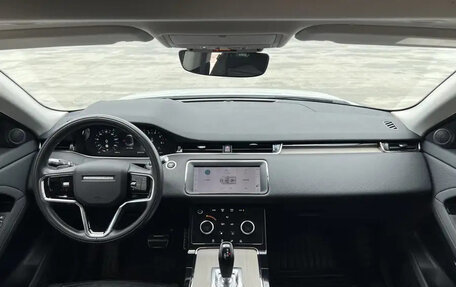 Land Rover Range Rover Evoque II, 2022 год, 2 860 000 рублей, 12 фотография