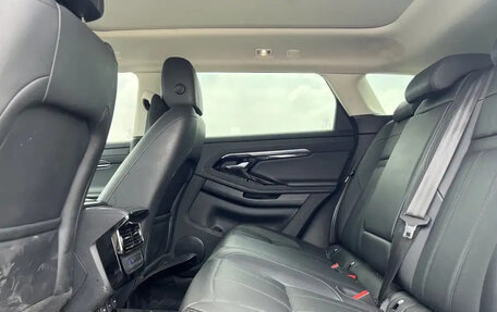 Land Rover Range Rover Evoque II, 2022 год, 2 860 000 рублей, 14 фотография