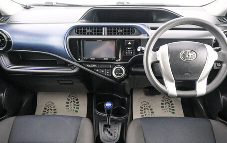 Toyota Aqua I, 2017 год, 1 099 000 рублей, 9 фотография
