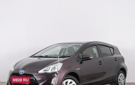 Toyota Aqua I, 2017 год, 1 099 000 рублей, 2 фотография
