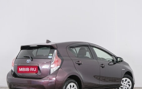 Toyota Aqua I, 2017 год, 1 099 000 рублей, 5 фотография
