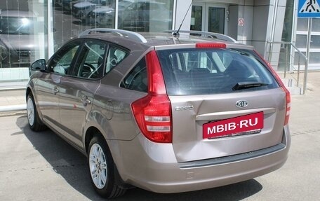 KIA cee'd I рестайлинг, 2009 год, 560 000 рублей, 7 фотография