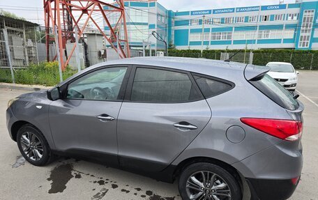 Hyundai ix35 I рестайлинг, 2015 год, 799 999 рублей, 3 фотография