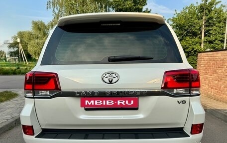 Toyota Land Cruiser 200, 2015 год, 4 999 000 рублей, 5 фотография