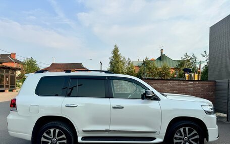 Toyota Land Cruiser 200, 2015 год, 4 999 000 рублей, 10 фотография