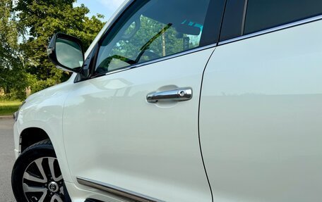 Toyota Land Cruiser 200, 2015 год, 4 999 000 рублей, 14 фотография