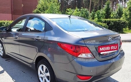Hyundai Solaris II рестайлинг, 2012 год, 750 000 рублей, 6 фотография