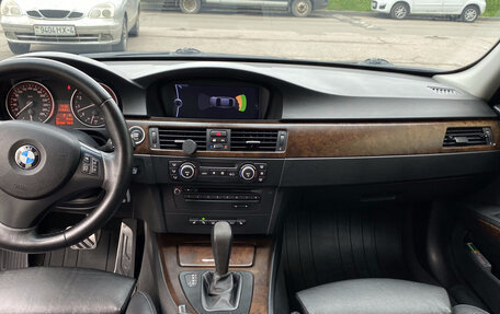 BMW 3 серия, 2008 год, 1 950 000 рублей, 21 фотография