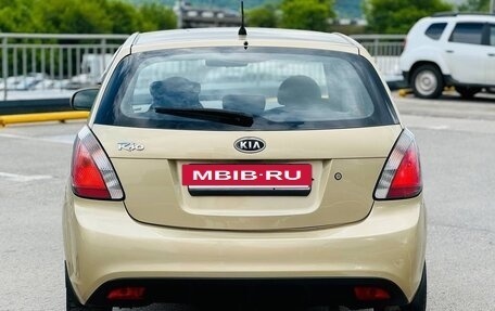 KIA Rio II, 2011 год, 569 999 рублей, 7 фотография