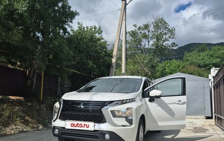 Mitsubishi Xpander, 2023 год, 2 425 000 рублей, 3 фотография