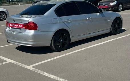 BMW 3 серия, 2011 год, 1 220 000 рублей, 2 фотография