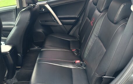 Toyota RAV4, 2015 год, 2 050 000 рублей, 7 фотография