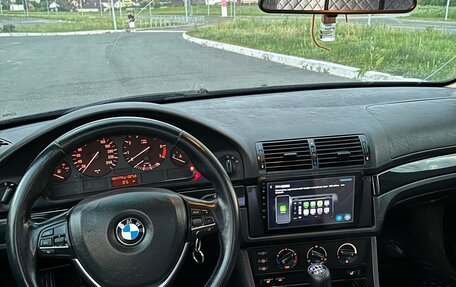 BMW 5 серия, 2002 год, 650 000 рублей, 17 фотография
