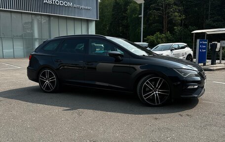 SEAT Leon Cupra III, 2020 год, 3 650 000 рублей, 3 фотография