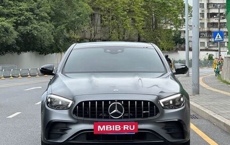 Mercedes-Benz E-Класс, 2022 год, 7 950 000 рублей, 2 фотография