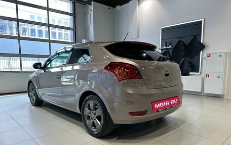 KIA cee'd I рестайлинг, 2011 год, 600 000 рублей, 7 фотография