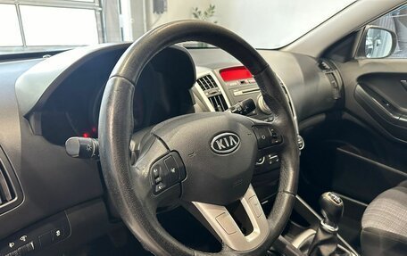 KIA cee'd I рестайлинг, 2011 год, 600 000 рублей, 12 фотография