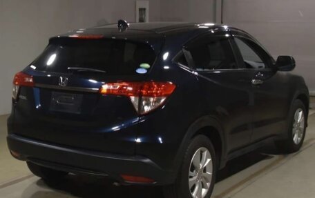 Honda Vezel, 2020 год, 1 790 000 рублей, 2 фотография