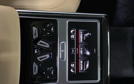 Audi A8, 2018 год, 6 698 000 рублей, 15 фотография