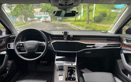 Audi A6, 2022 год, 5 200 000 рублей, 6 фотография