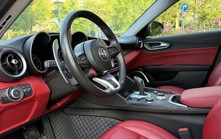 Alfa Romeo Giulia II, 2022 год, 2 450 000 рублей, 5 фотография
