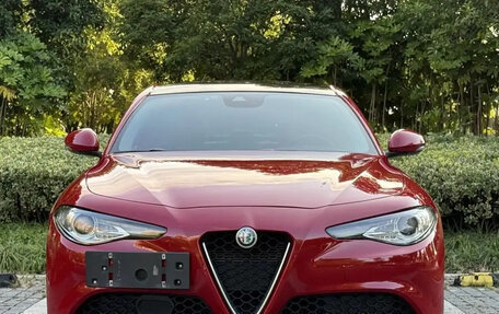 Alfa Romeo Giulia II, 2022 год, 2 450 000 рублей, 2 фотография