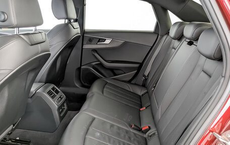 Audi A4, 2019 год, 2 740 000 рублей, 12 фотография
