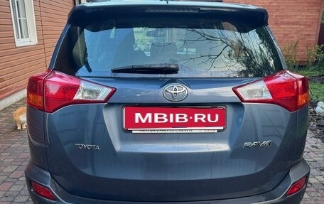 Toyota RAV4, 2014 год, 1 700 000 рублей, 4 фотография
