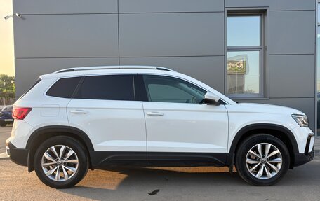Volkswagen Taos, 2021 год, 2 800 000 рублей, 4 фотография