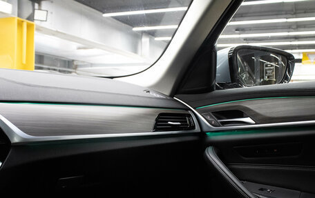 BMW 5 серия, 2018 год, 4 169 000 рублей, 14 фотография