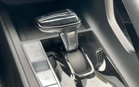 Hyundai Elantra, 2024 год, 2 450 000 рублей, 19 фотография