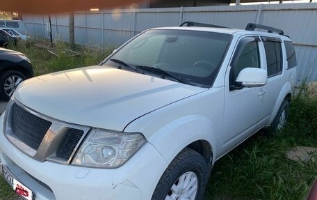 Nissan Pathfinder, 2010 год, 900 000 рублей, 5 фотография