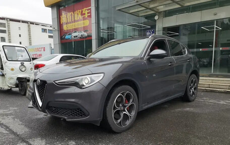 Alfa Romeo Stelvio, 2021 год, 3 200 000 рублей, 2 фотография