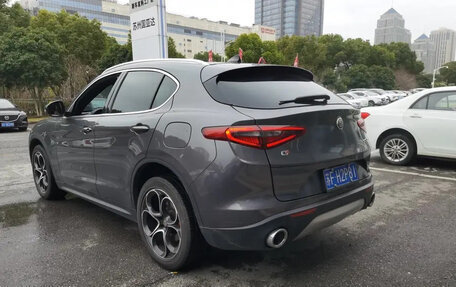 Alfa Romeo Stelvio, 2021 год, 3 200 000 рублей, 7 фотография