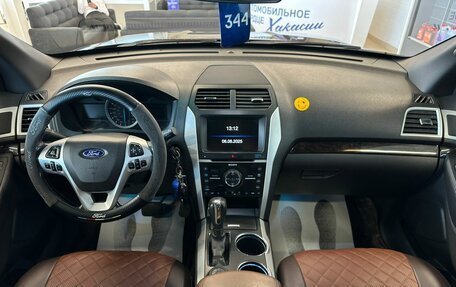 Ford Explorer VI, 2012 год, 1 849 000 рублей, 16 фотография