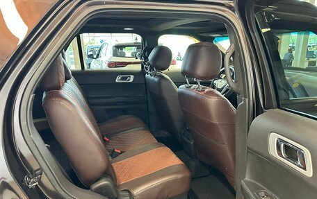 Ford Explorer VI, 2012 год, 1 849 000 рублей, 19 фотография