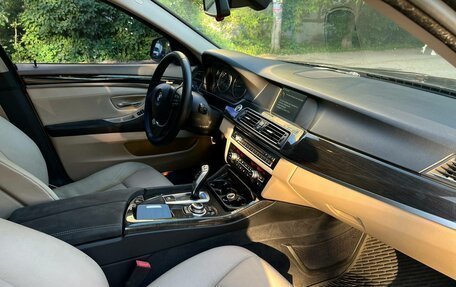 BMW 5 серия, 2010 год, 1 190 000 рублей, 11 фотография