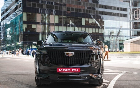 Cadillac Escalade V, 2021 год, 11 000 000 рублей, 3 фотография