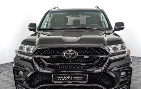 Toyota Land Cruiser 200, 2017 год, 6 250 000 рублей, 2 фотография