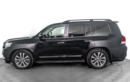 Toyota Land Cruiser 200, 2017 год, 6 250 000 рублей, 8 фотография