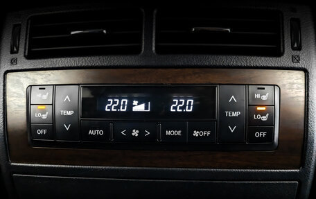 Toyota Land Cruiser 200, 2017 год, 6 250 000 рублей, 28 фотография