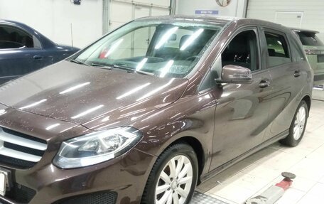 Mercedes-Benz B-Класс, 2016 год, 1 600 000 рублей, 1 фотография